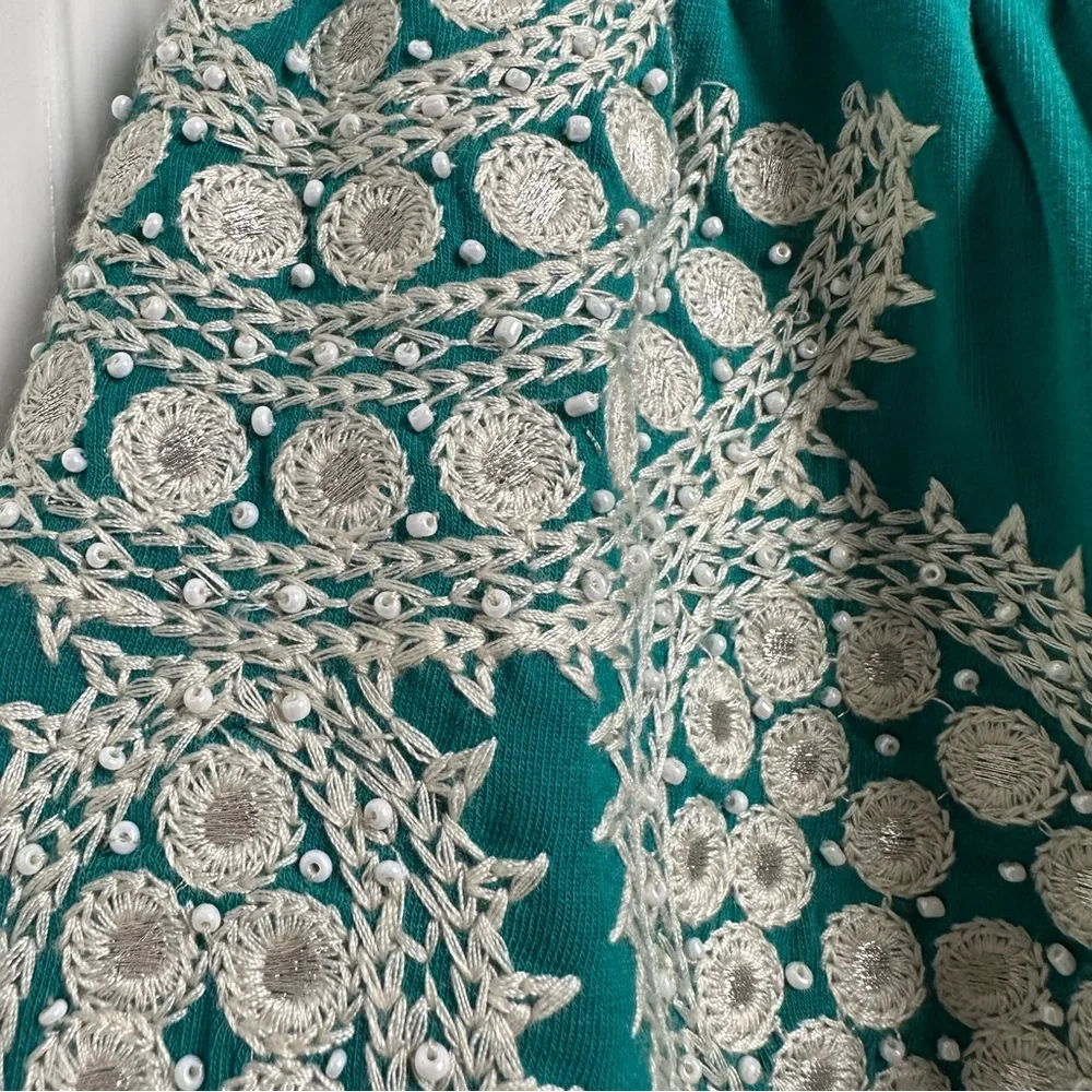 VaVa by Joy Han emerald off the shoulder embroidered flare sleeve dress medium - Picture 2 of 8